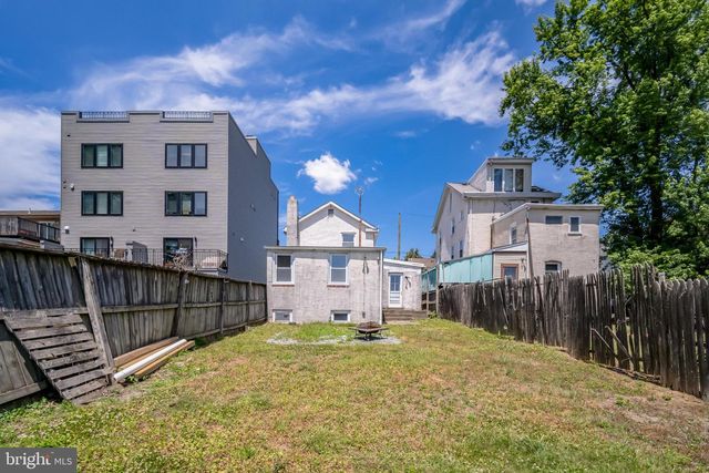 239 LEMONTE ST, Philadelphia, PA 19128