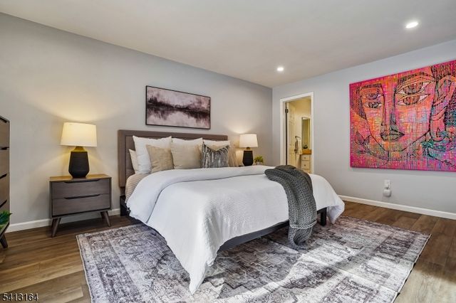 6 Mews Ln, South Orange Village Twp., NJ 07079