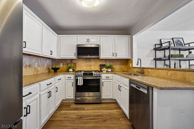 6 Mews Ln, South Orange Village Twp., NJ 07079