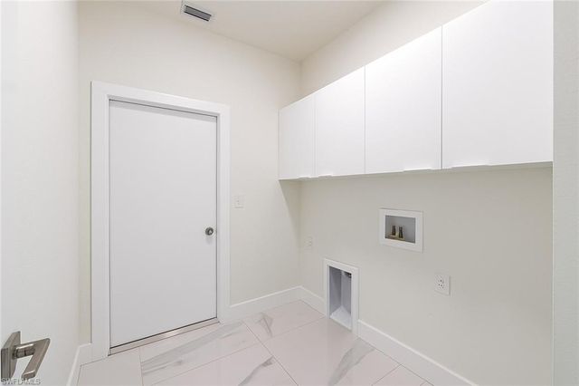 448 Rayneta ST, Lehigh Acres, FL 33974