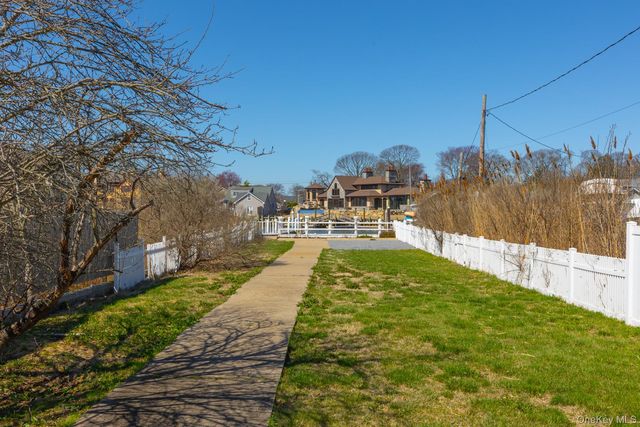 56 Riverdale Avenue, Massapequa, NY 11758