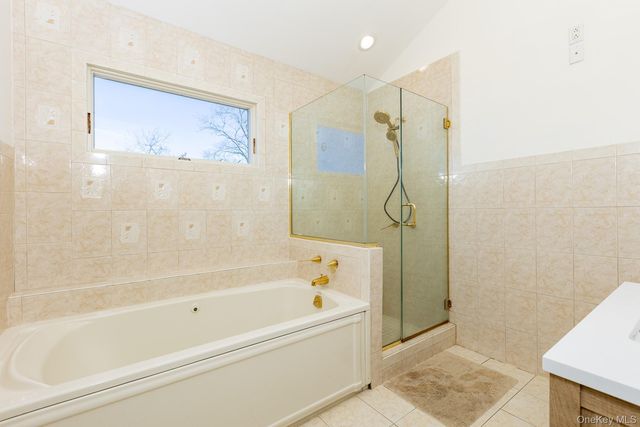 56 Riverdale Avenue, Massapequa, NY 11758