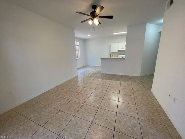 7915 Preserve CIR 217, Naples, FL 34119