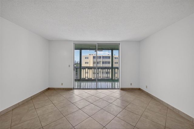 610 NE 12th Avenue 601, Hallandale Beach, FL 33009