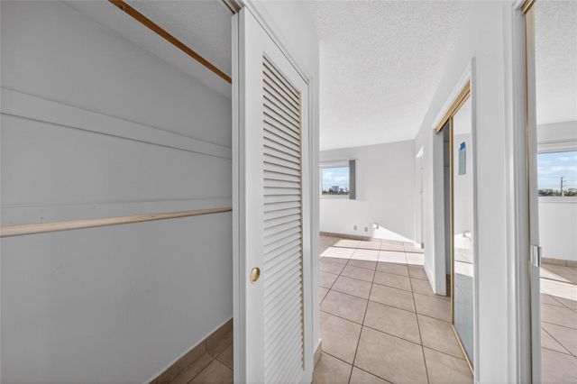 610 NE 12th Avenue 601, Hallandale Beach, FL 33009