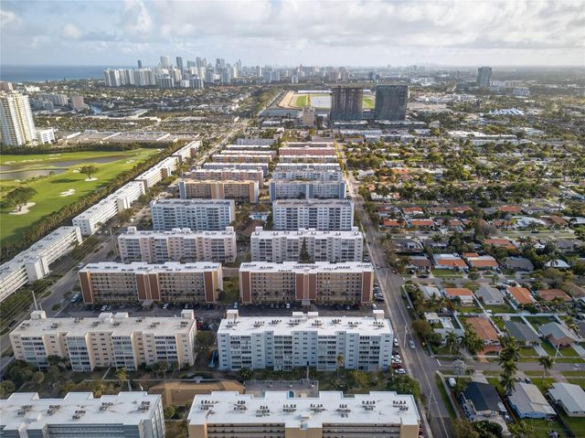 610 NE 12th Avenue 601, Hallandale Beach, FL 33009