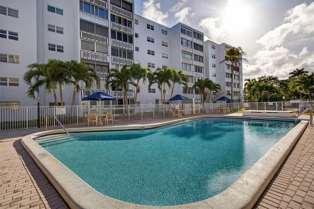 610 NE 12th Avenue 601, Hallandale Beach, FL 33009