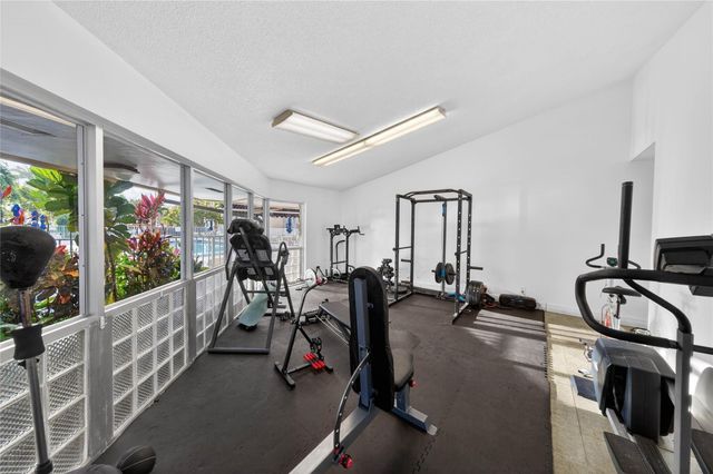 610 NE 12th Avenue 601, Hallandale Beach, FL 33009