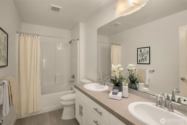 24 174th Place SW, Bothell, WA 98012