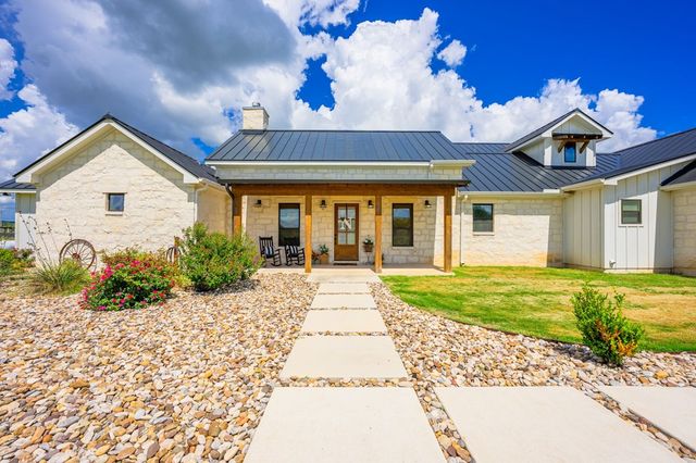 115 Tracks Trail, Center Point, TX 78010