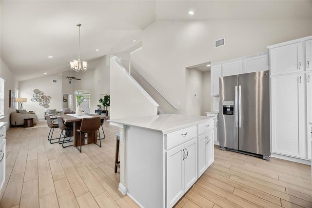 2413 Star Hill Ranch ST, Georgetown, TX 78628