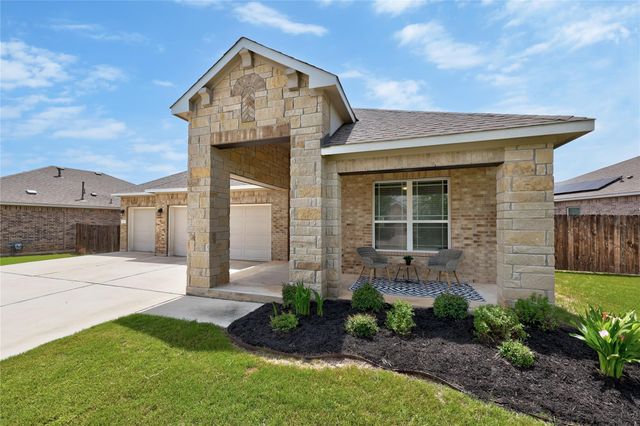 2413 Star Hill Ranch ST, Georgetown, TX 78628