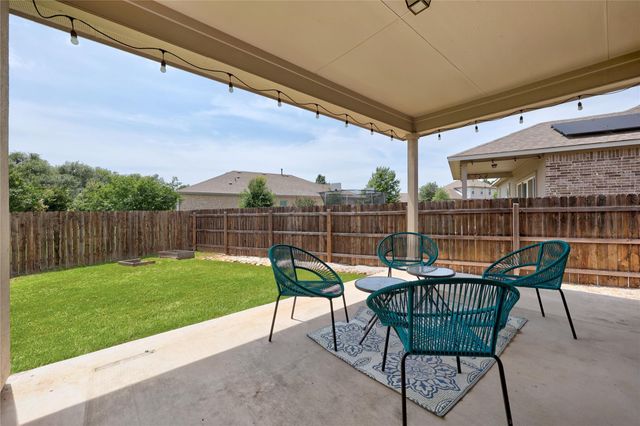 2413 Star Hill Ranch ST, Georgetown, TX 78628