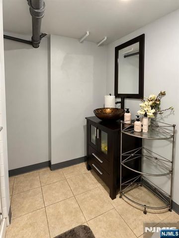 34 Hudson Avenue, Maplewood, NJ 07040