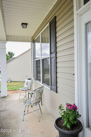 699 Turning Crest Lane, Graniteville, SC 29829