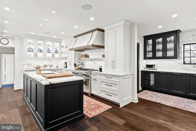 1241 RIDGEWOOD RD, Bryn Mawr, PA 19010