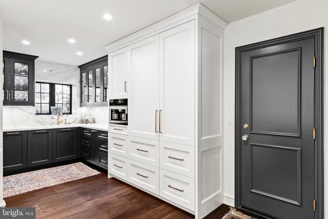 1241 RIDGEWOOD RD, Bryn Mawr, PA 19010