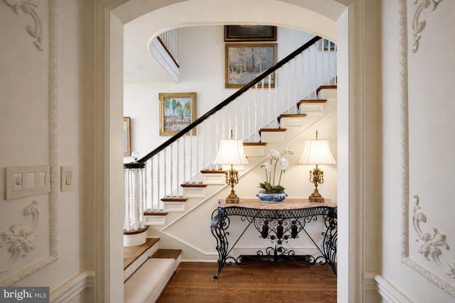 1241 RIDGEWOOD RD, Bryn Mawr, PA 19010