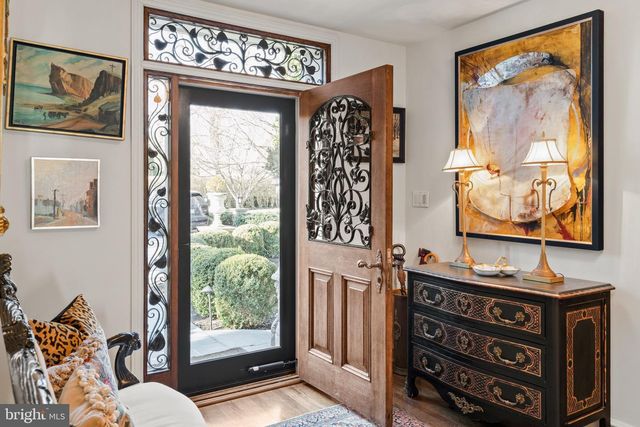 1241 RIDGEWOOD RD, Bryn Mawr, PA 19010