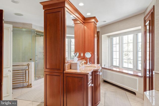 1241 RIDGEWOOD RD, Bryn Mawr, PA 19010