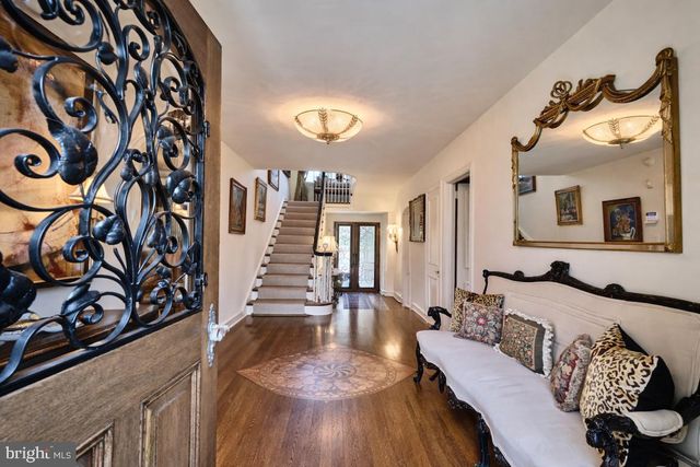 1241 RIDGEWOOD RD, Bryn Mawr, PA 19010