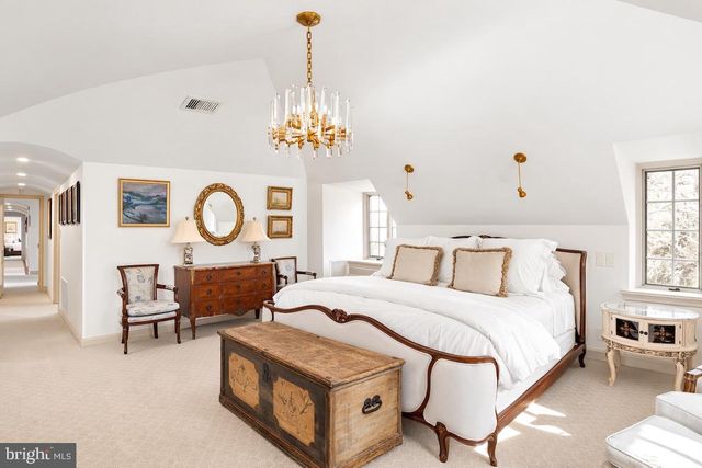 1241 RIDGEWOOD RD, Bryn Mawr, PA 19010