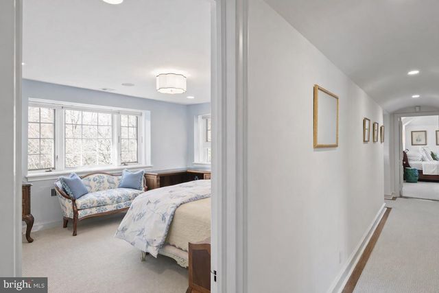 1241 RIDGEWOOD RD, Bryn Mawr, PA 19010