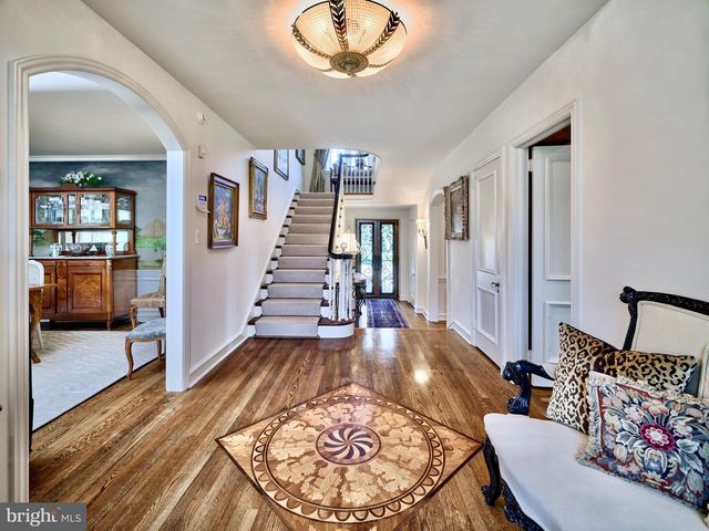 1241 RIDGEWOOD RD, Bryn Mawr, PA 19010