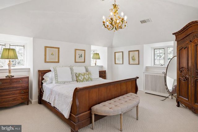 1241 RIDGEWOOD RD, Bryn Mawr, PA 19010