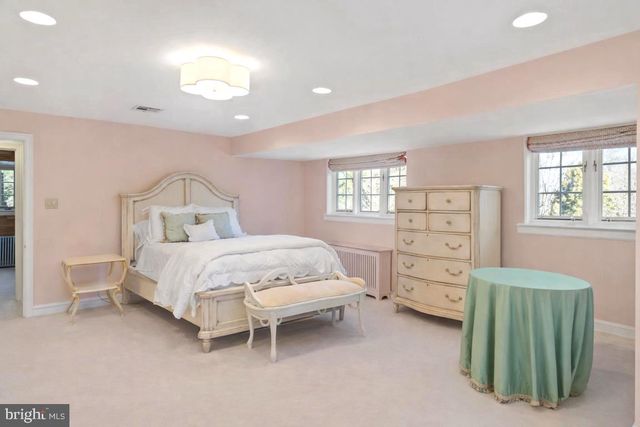 1241 RIDGEWOOD RD, Bryn Mawr, PA 19010