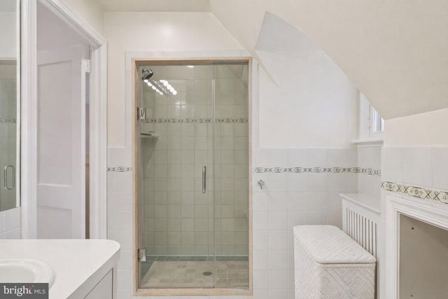 1241 RIDGEWOOD RD, Bryn Mawr, PA 19010