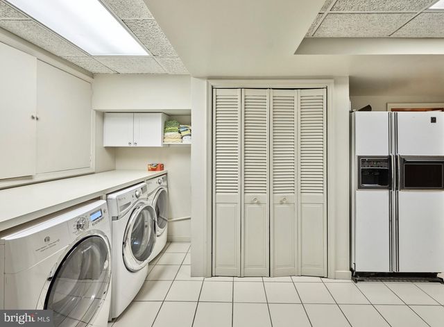 1241 RIDGEWOOD RD, Bryn Mawr, PA 19010