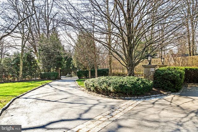 1241 RIDGEWOOD RD, Bryn Mawr, PA 19010