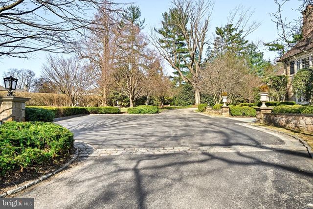 1241 RIDGEWOOD RD, Bryn Mawr, PA 19010