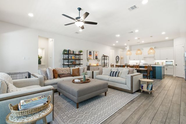 904 Fallbrook Avenue, Denton, TX 76210