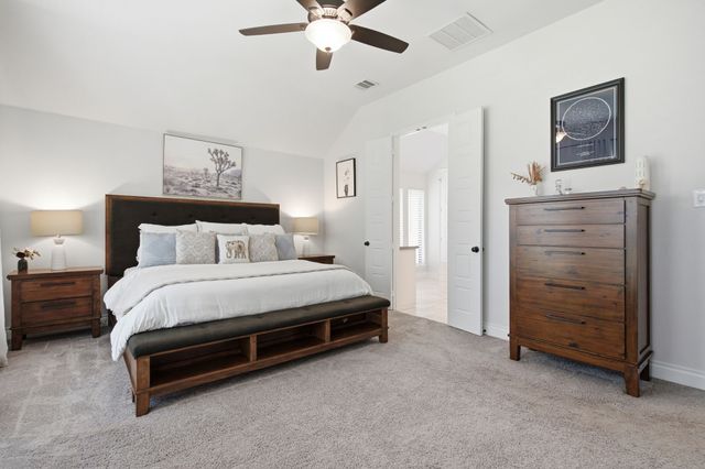 904 Fallbrook Avenue, Denton, TX 76210