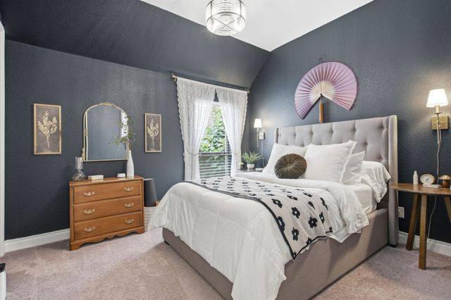 904 Fallbrook Avenue, Denton, TX 76210