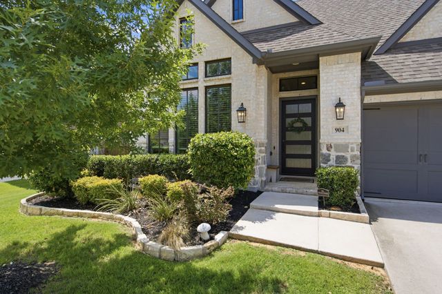 904 Fallbrook Avenue, Denton, TX 76210