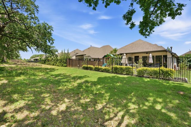 904 Fallbrook Avenue, Denton, TX 76210