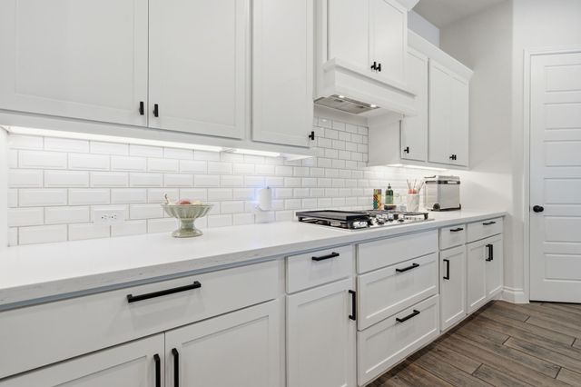 904 Fallbrook Avenue, Denton, TX 76210