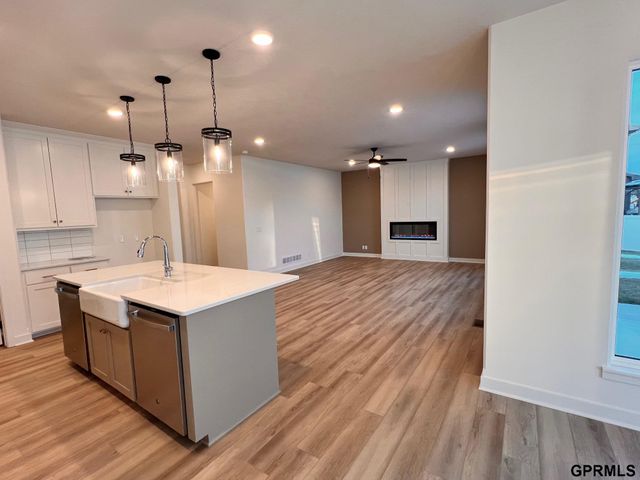 6515 S 199 Avenue, Omaha, NE 68135