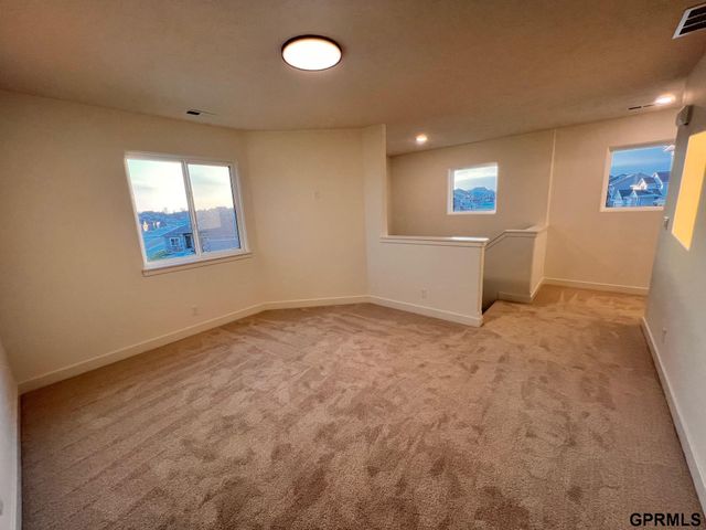 6515 S 199 Avenue, Omaha, NE 68135