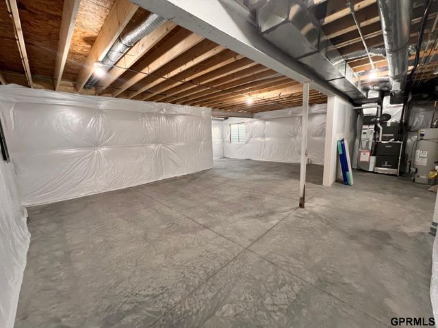 6515 S 199 Avenue, Omaha, NE 68135