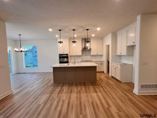 6515 S 199 Avenue, Omaha, NE 68135