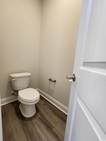 5288 Old Forest Dr., Loris, SC 29569
