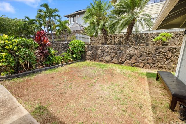 94-504 Hakea Place, Waipahu, HI 96797