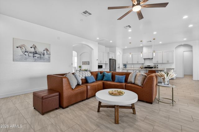 35682 W HARRISON Street, Tonopah, AZ 85354