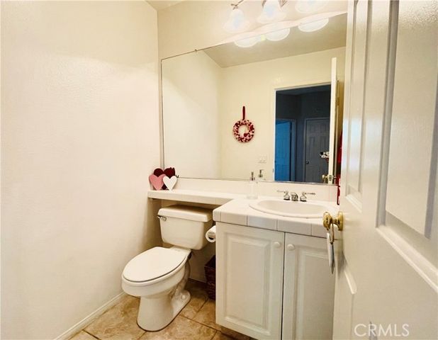 2371 Moonridge Circle, Corona, CA 92879