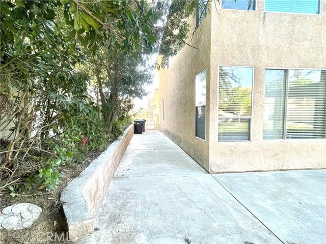 2371 Moonridge Circle, Corona, CA 92879