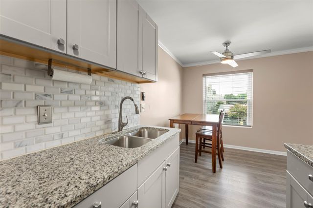 2750 Holly Hall Street 104, Houston, TX 77054